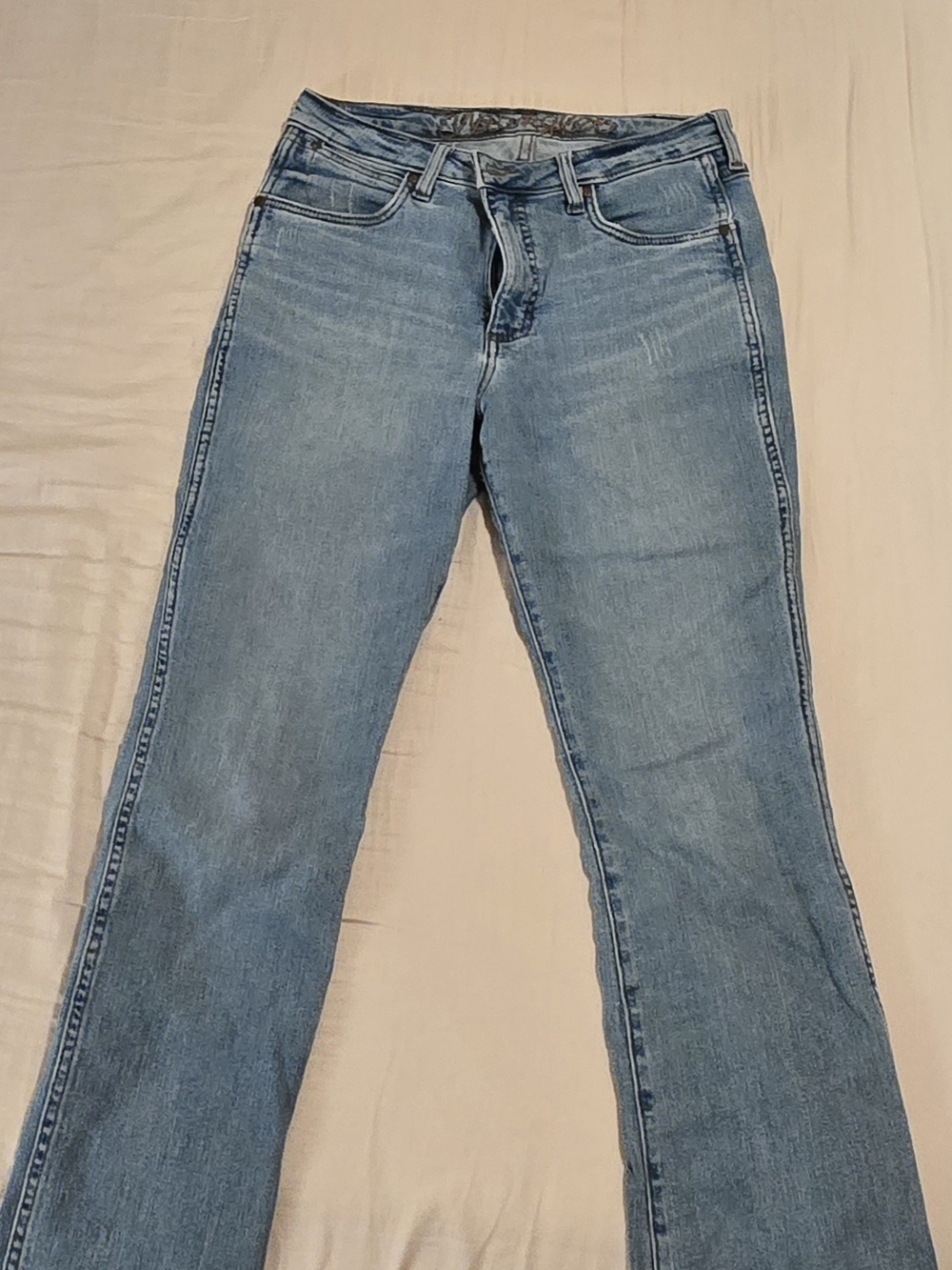 Wrangler Women's Medium Light Blue Boot Cut Jeans